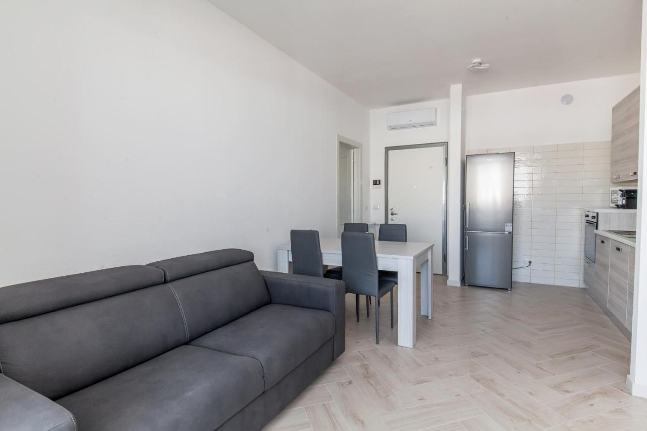 12° Piano Torre Diamante - 67 Apartment Milan Luaran gambar