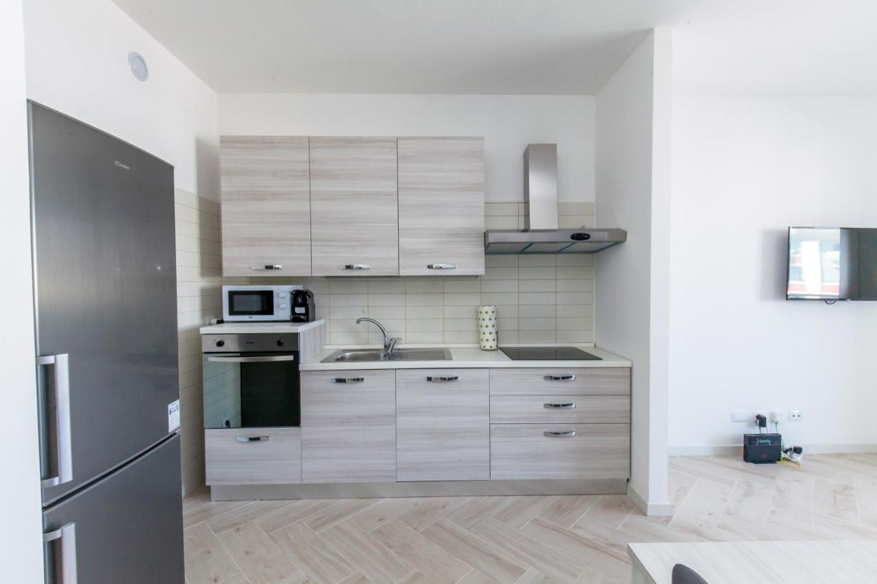 12° Piano Torre Diamante - 67 Apartment Milan Luaran gambar